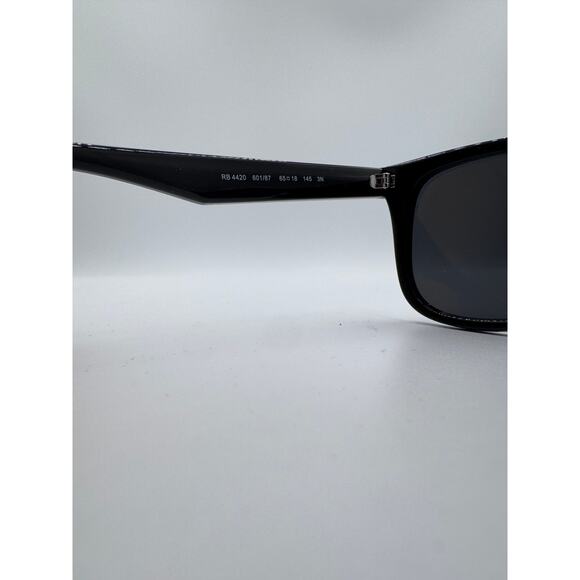 Ray-Ban RB4420 Sunglasses Black Frame Dark Grey Lens 65mm New With Box main image 4